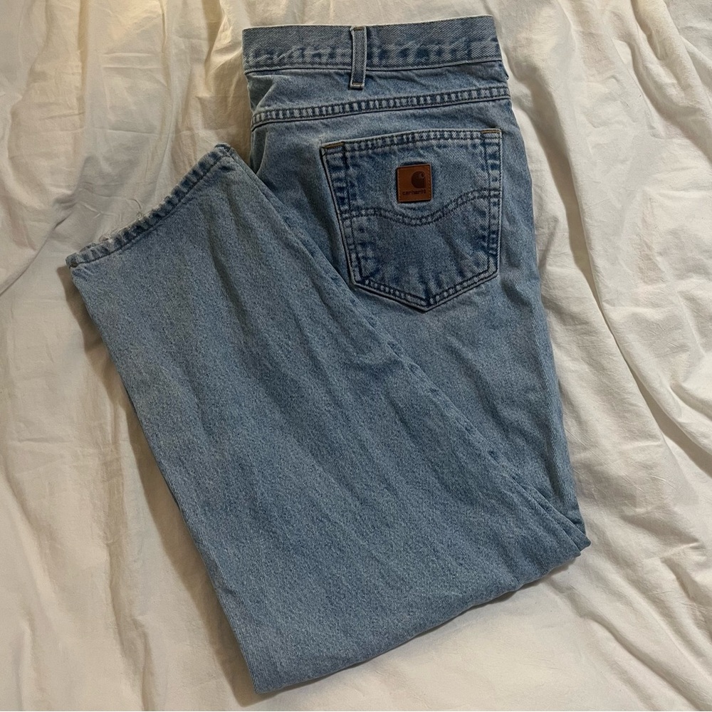 Carhartt 42x30 relaxed fit jeans.